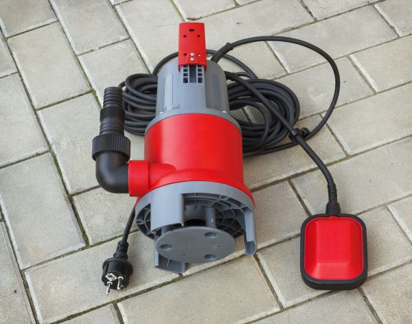 Submersible Pump Installation in Kirkland